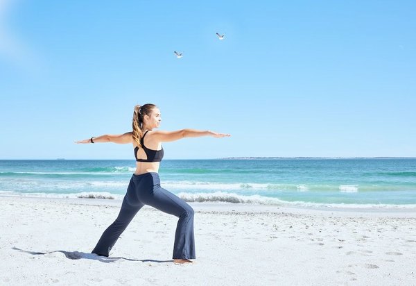 Comment les solutions de cloud computing hybride répondent-elles aux besoins de flexibilité des entreprises en ligne ?